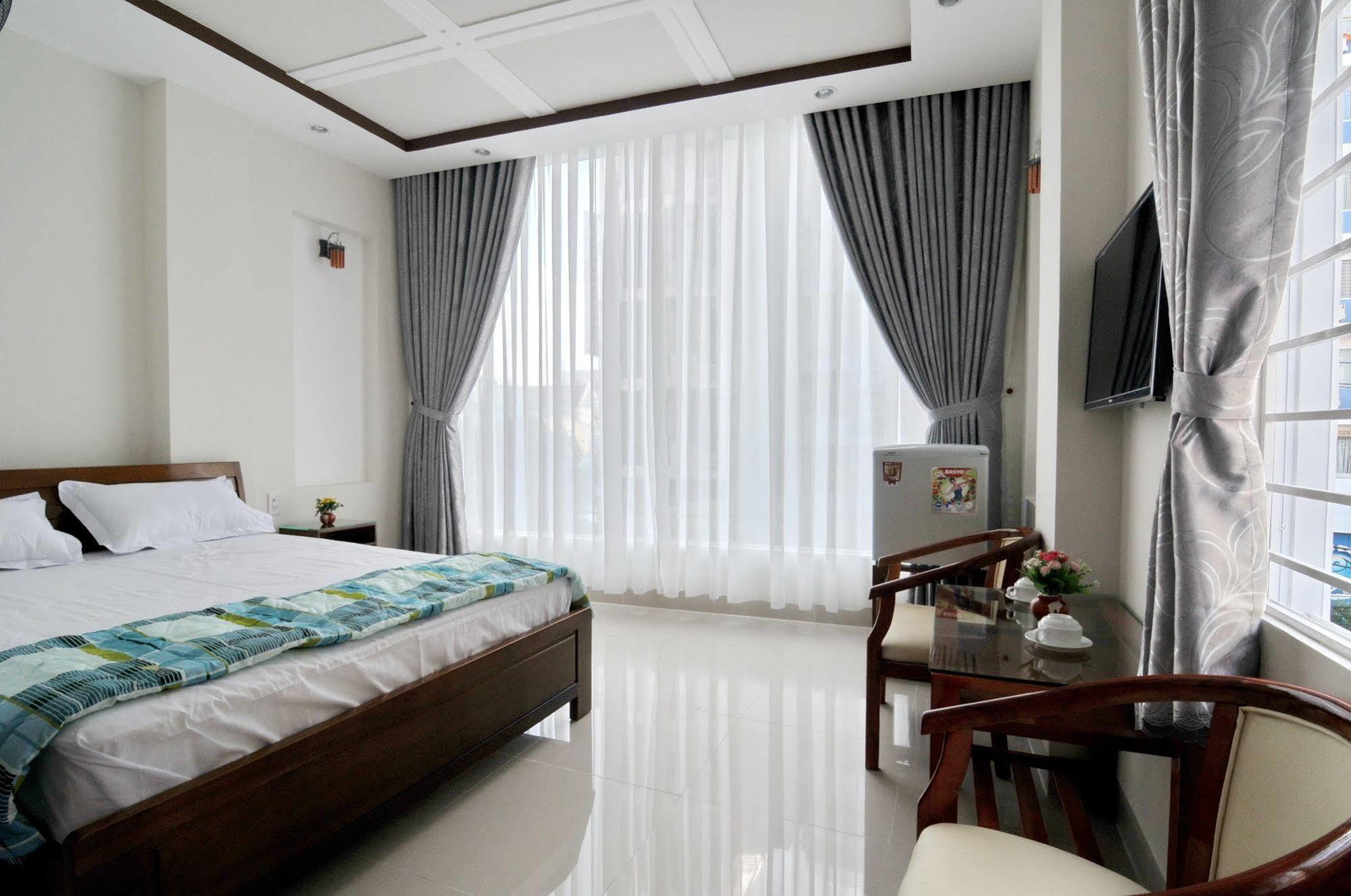 Duy Phuoc Hotel Nha Trang Buitenkant foto